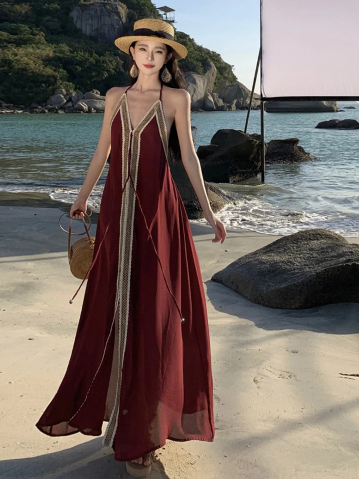 

Sanya Travel Wear Women's Clothing Desert Photography Skirt Seaside Holiday Thai Halter Dress Backless Beach