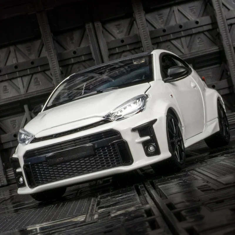 Modelo de Carro em Metal Diecast 1:24 GR Toyota Yaris, Veículo de Alta Simulação em Miniatura, Brinquedo Infantil, Presente