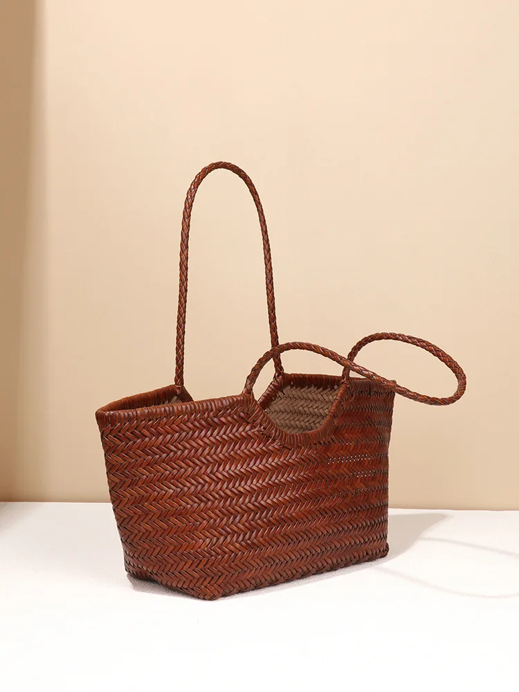 Women's French Retro Handbag Genuine Leather Woven Basket Tote Bag for Spring Summer Beach Vacation Shoulder Bag