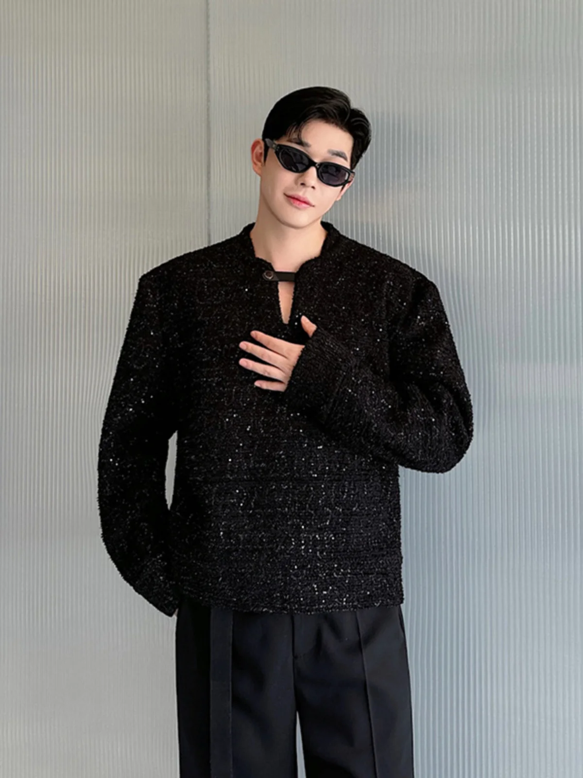 

Новая осенне-зимняя мужская толстовка оверсайз, свободная верхняя одежда, модная, с V-образным вырезом, на пуговицах, вязаная, с узором «Яркая звездная ночь»...