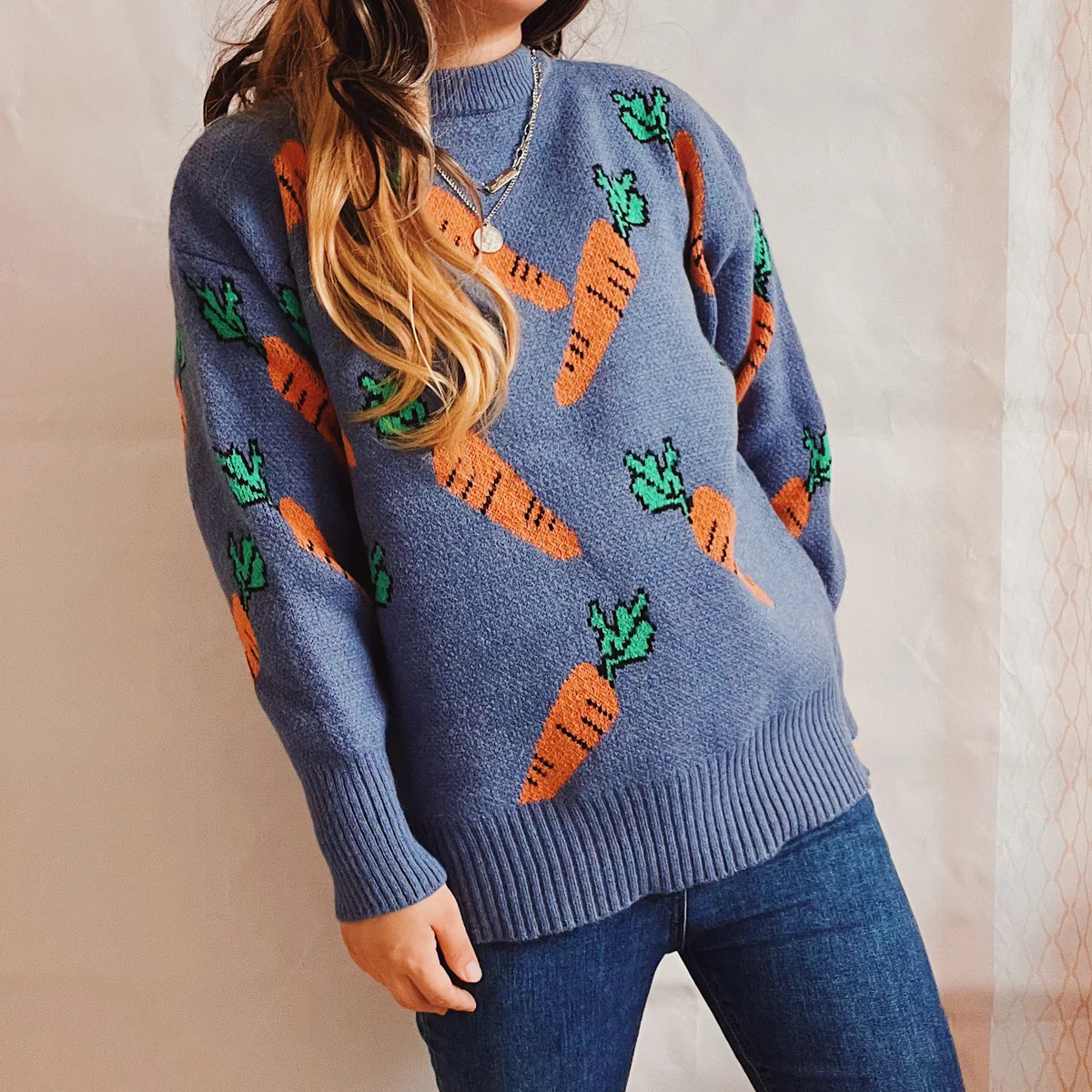 2023 Women's Casual Round Neck Long Sleeved Carrot Pattern Knitted Pullover Sweater