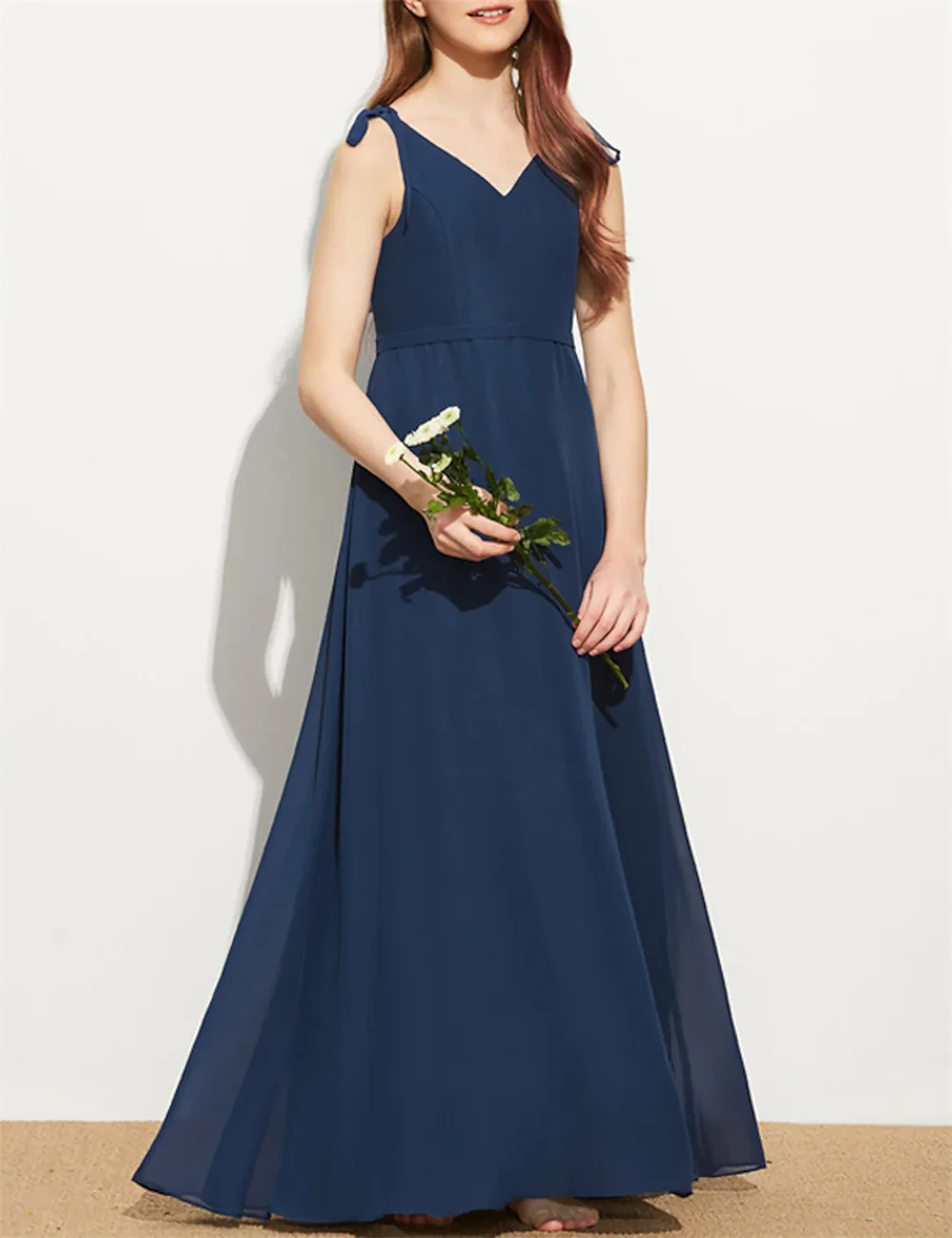 

Wedding Party Dresses A-Line Bridesmaid Dresses V-Neck V-Back Sleeveless Floor Length Solid Color Chiffon Plus Size Custom Made