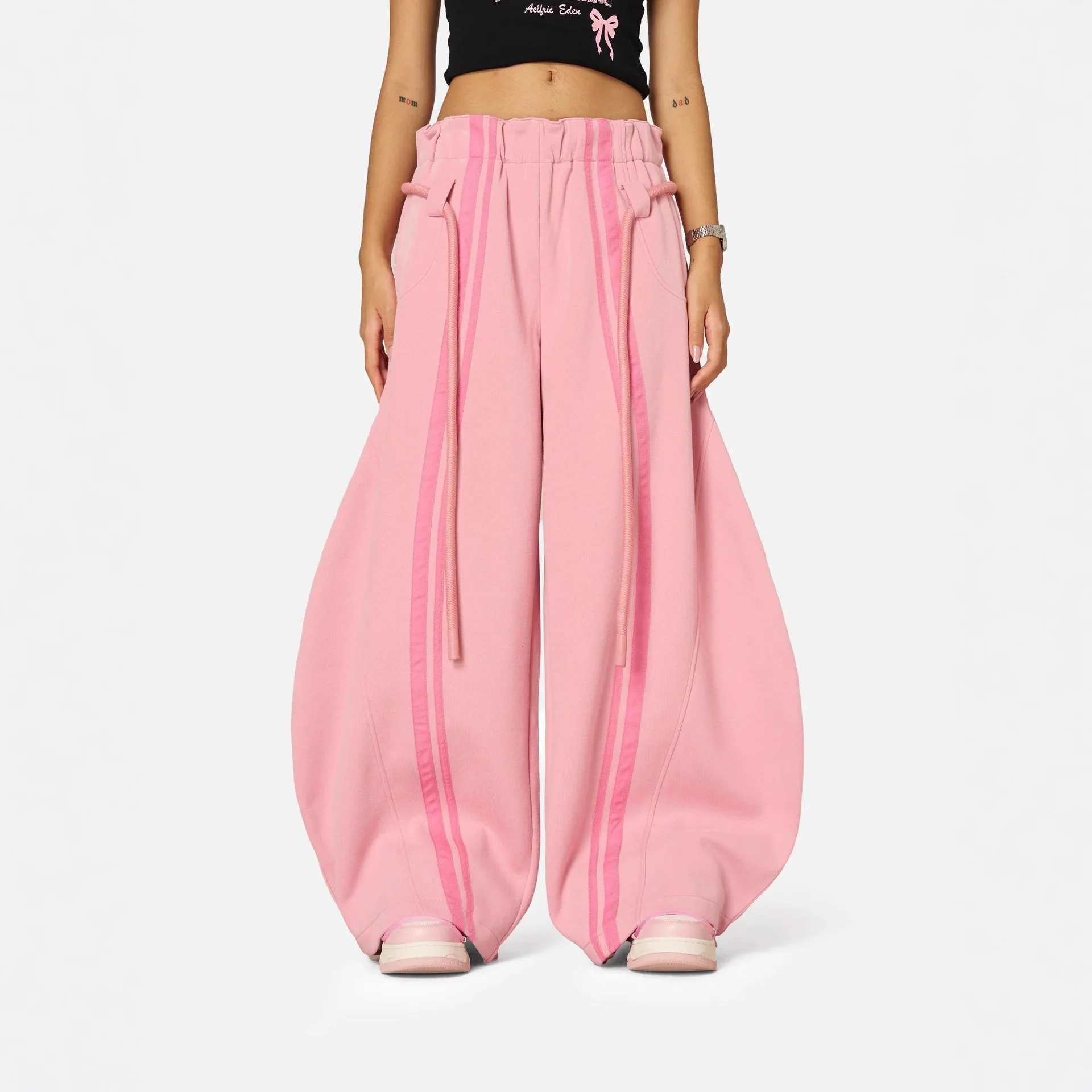 

2025 Casual Women's Street Style Lace Up Pants Loose and Fashionable Waist Cinched Wide Leg Floor Pants for Women