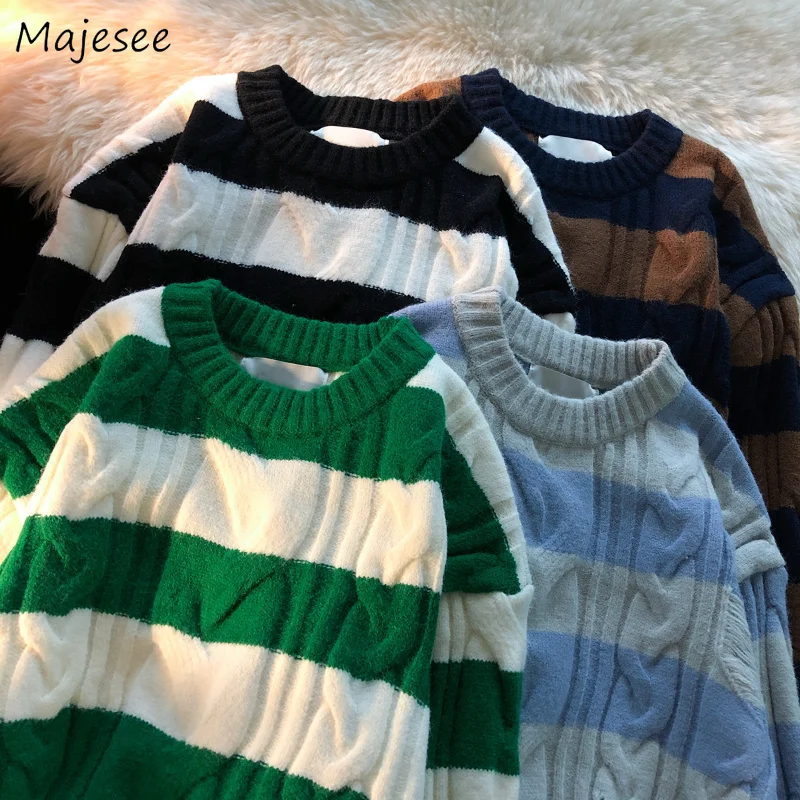 Men Pullovers Striped Ripped O-neck Sweater Design Harajuku All-match Teens Hipster Streetwear Baggy Cool Knitting Personal Kpop