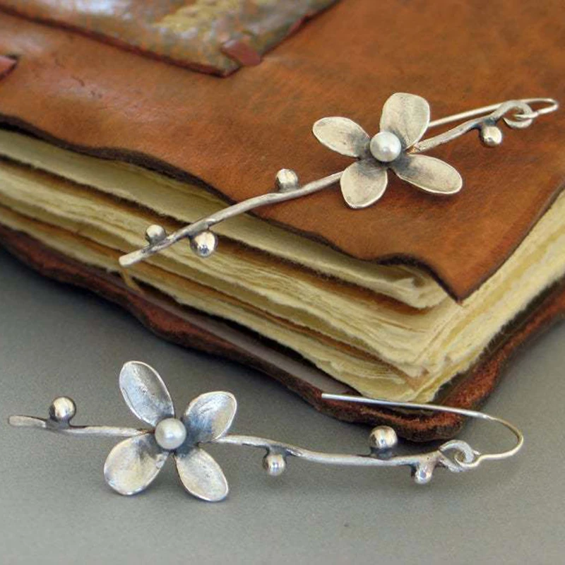 Classic Simplicity Silver Color Metal Carving Flower Earrings Vintage Long Branch Personality Dangle Earrings for Women