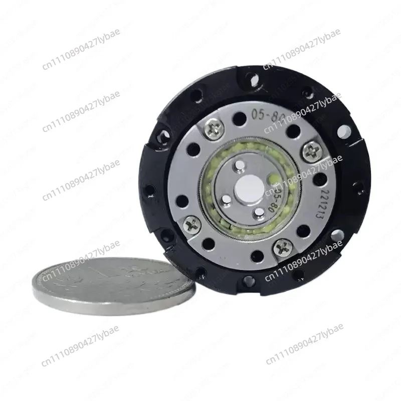 Miniature harmonic gear reducer servo joint