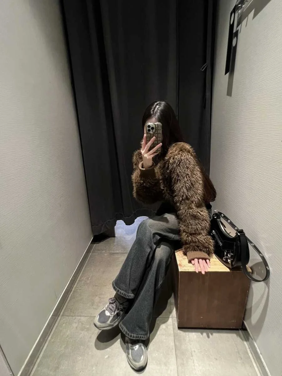 Women's ort Thiened Winter Fur Coat Stand Collar Zipper ort Sle Warm Jaet Upperwear Casual Lazy Sle Faux Fur