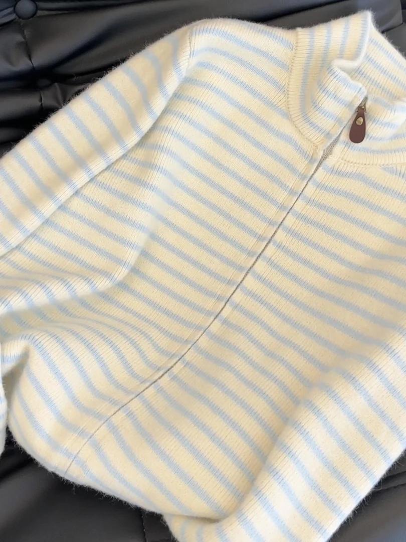 

Элегантный вязаный кардиган в корейском стиле с молнией, повседневный женский топ, полосатый, свободного кроя, зимняя верхняя одежда.