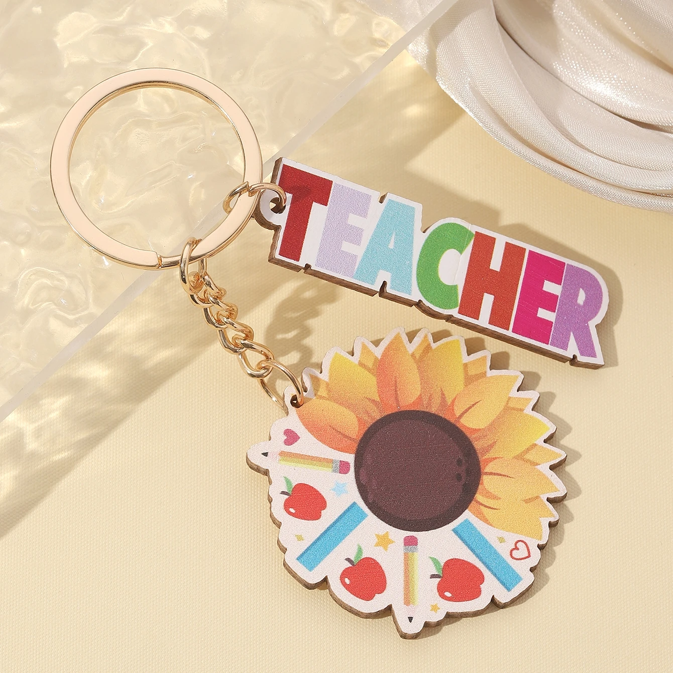 1Pcs New Wooden Graduation Season Pencil Rainbow Keychain English Letter Teacher Pendant Teacher's Day Gift