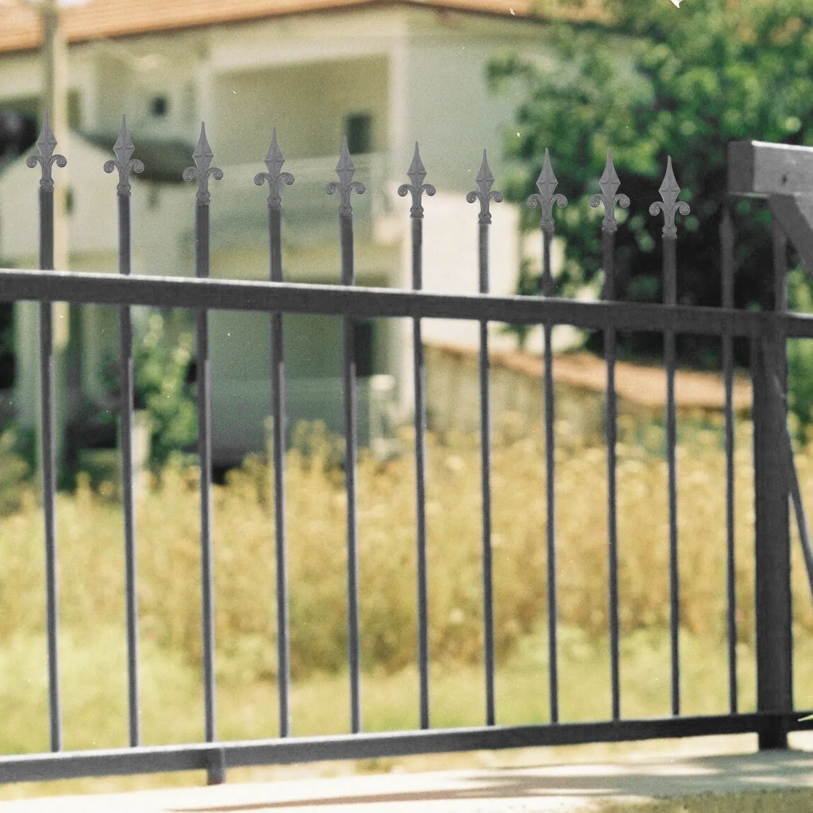 Wrought Iron Fence Finial Decorative Farmhouse Fence Post Topper for Garden Yard Outdoor Protective Rod Post Finials