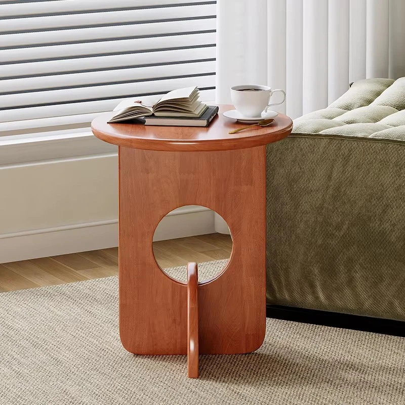 Solid wood modern minimalist round coffee table, suitable for home furniture