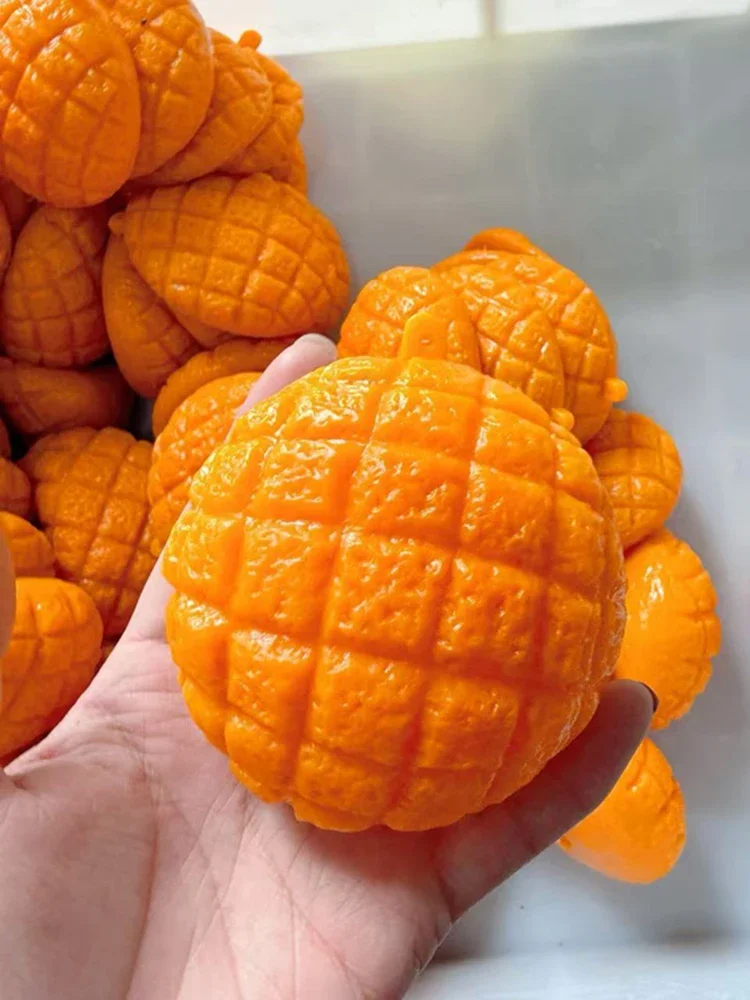 Simulierter Ananas-Kuchen, kreatives Stressabbau-Spielzeug, DIY, selbstgemacht, Quetsch-Musik-Stressabbau-Spielzeug, weiches Gummispielzeug zum Quetschen – Detail 8