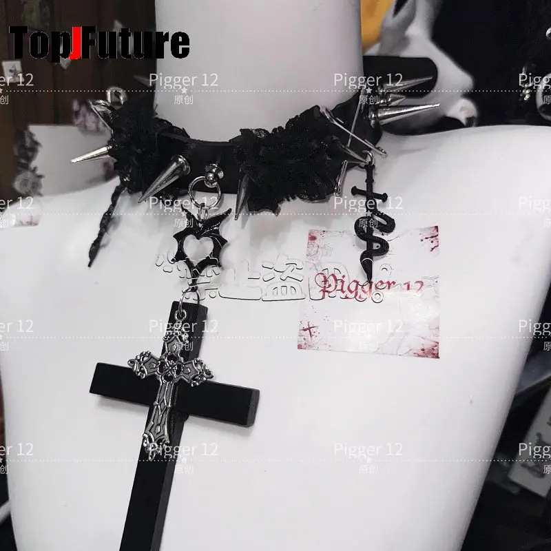 Women\'s Harajuku Steampunk Y2K The Spice Girls Punk “Angel Party”  Cross metal necklace Dark leather collar  Choker  Chokers