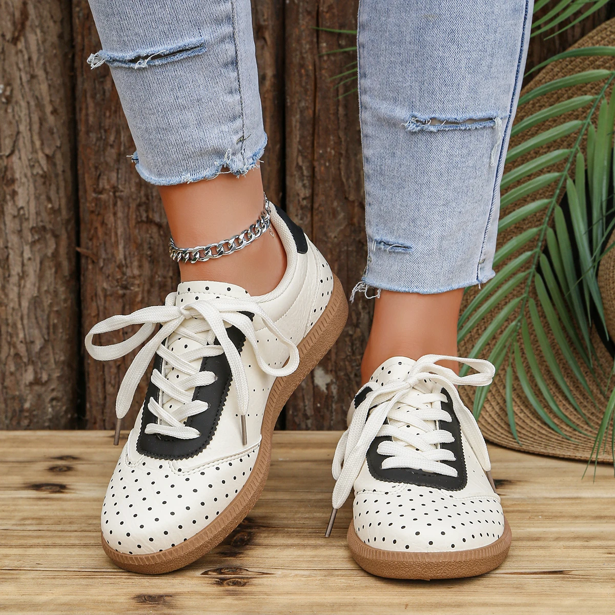 Retro Women's Deqin Shoes Lightweight Soft Bottom Sporty American Style Casual Shoes Comfortable Breathable Rubber Sole