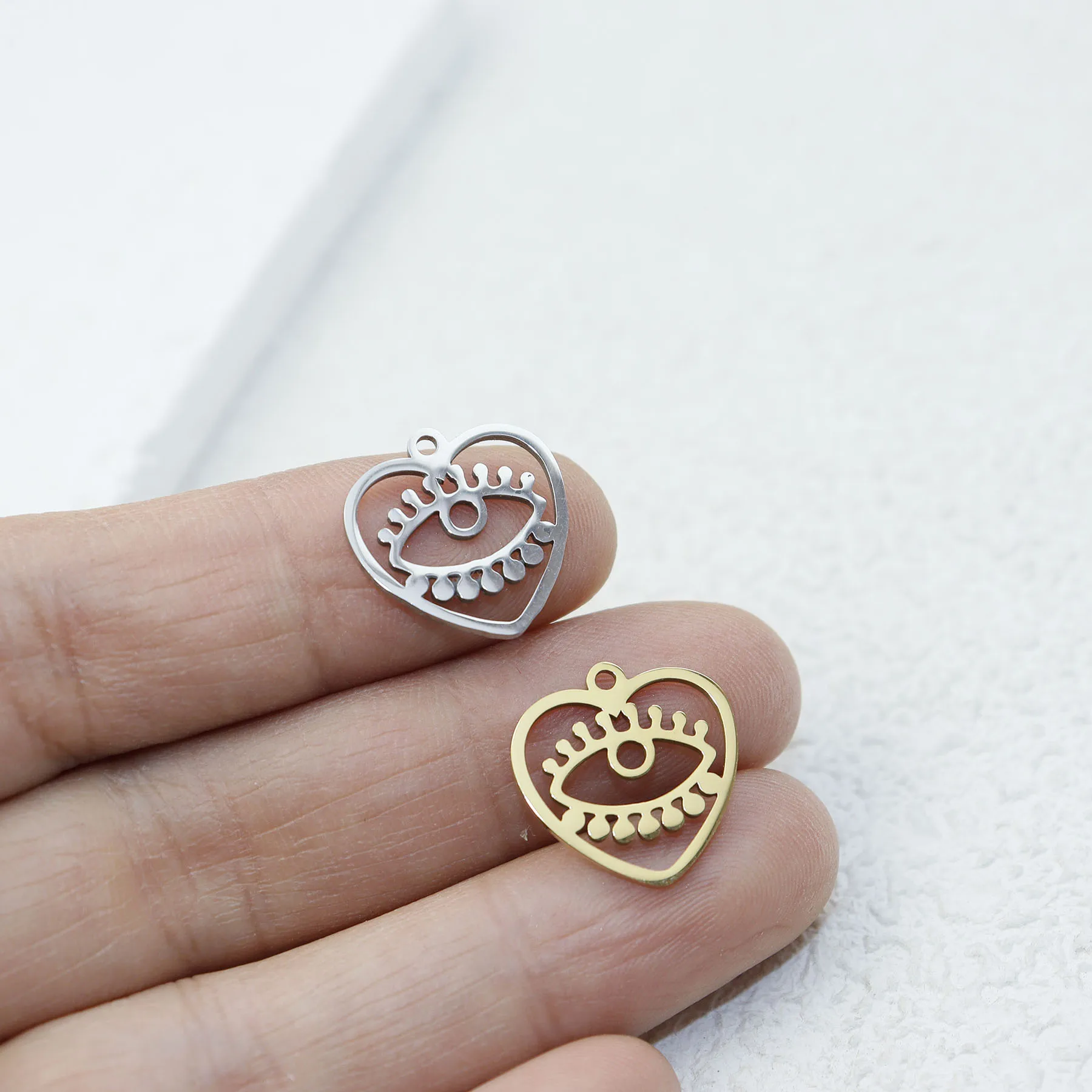 10pcs  Stainless Steel Devil Eyes Fashion Jewelry Accessory Charms DIY Handcraft Vacuum Plate Waterproof Antiallergic