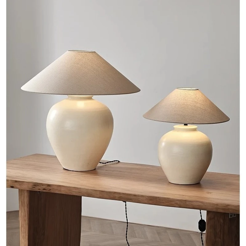 

Retro Japanese-style pottery pot desk lamp designer living room decoration ornament ceramic wind homestay bedroom