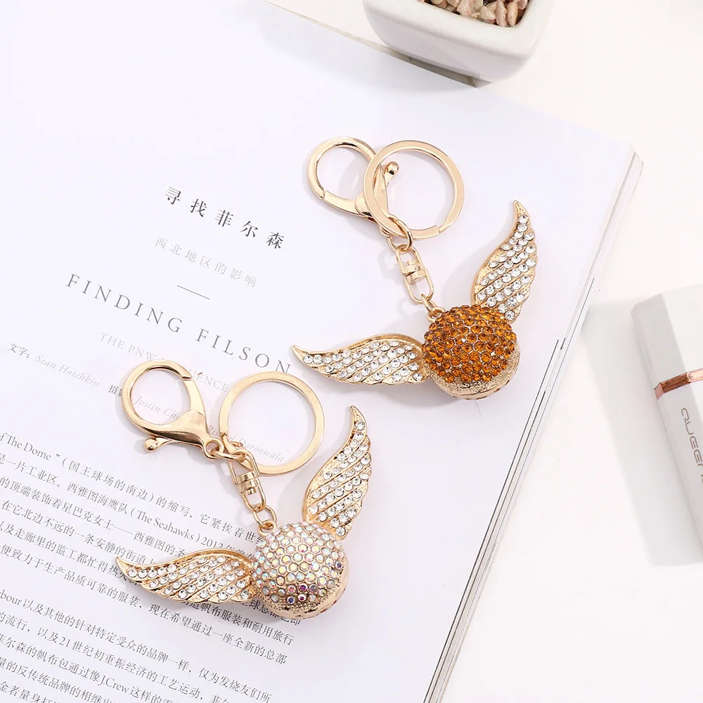 Light Luxury Multi-color Love Wings Keychain Full Rhinestone Alloy Key Rings Women Handbag Pendant Creative Key Chains Gift