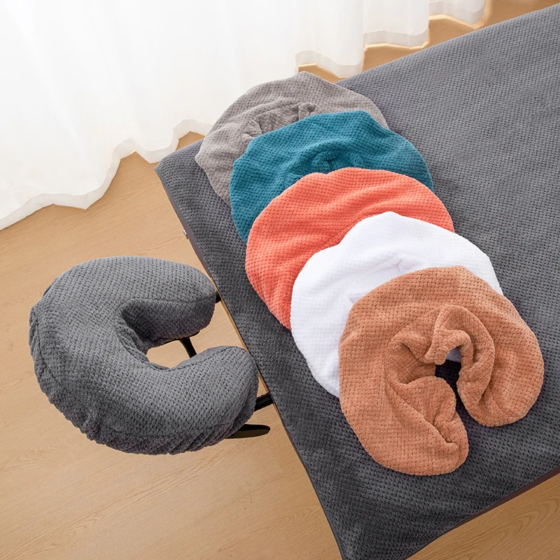 2Pcs Beauty Bed U-Shaped Face Pillow Covers, Removable and Washable, Flexible Replacement for Beauty Salons/Facial Care Client Rooms, Hygienic and Convenient, Elastic Band Design, Pineapple Pattern Coral Fleece Material, Soft and Breathable.
