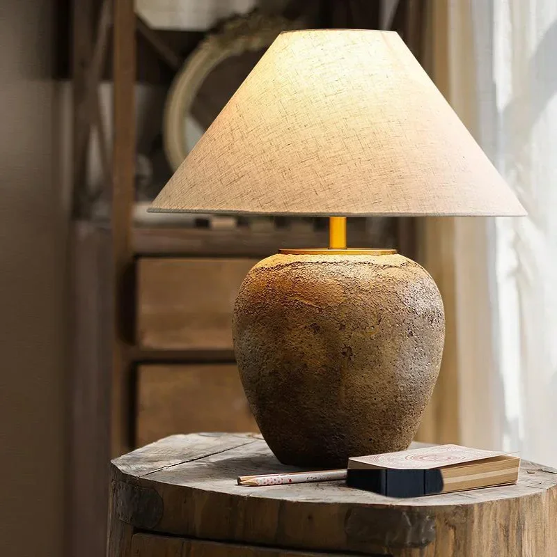 Japanese Wabi-sabi Design Table Lamp Modern Simple Bedroom Earthen Pot Table Lamp American Retro Indoor Lighting Lampu Meja FYTL