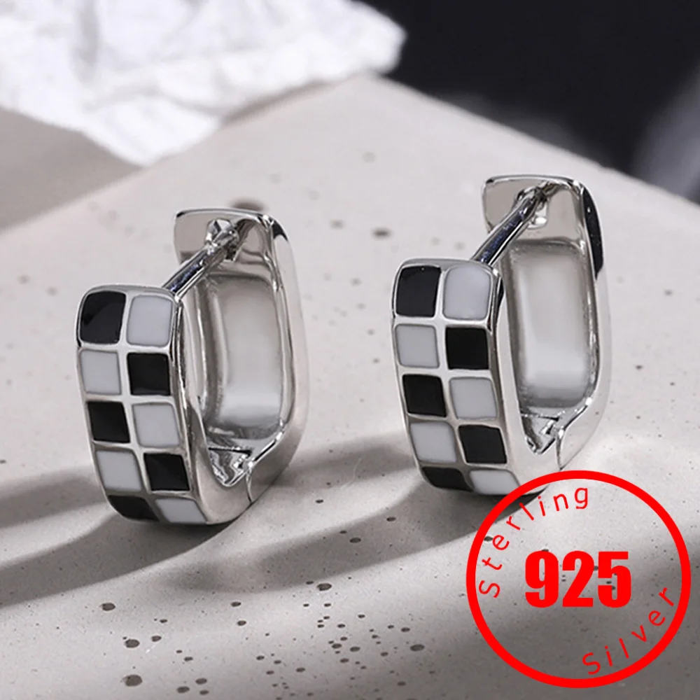 

925 Silver Black White Drip Checkered Heart-shaped Pendant hoop earring Retro Simple Geometric Piercing Pendientes Jewelry