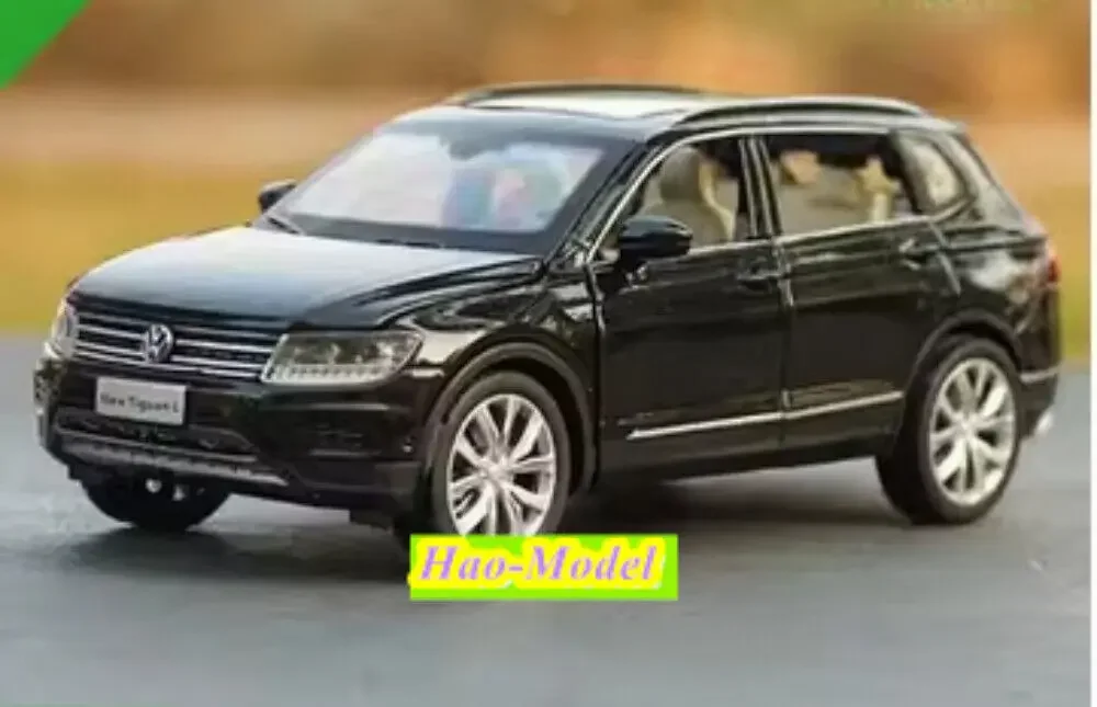 Jouets en alliage moulé sous pression pour enfants, cadeaux d'anniversaire pour garçons, collection d'affichage de passe-temps, ornements noirs et blancs, modèle Volkswagen Tiguan, 1:32