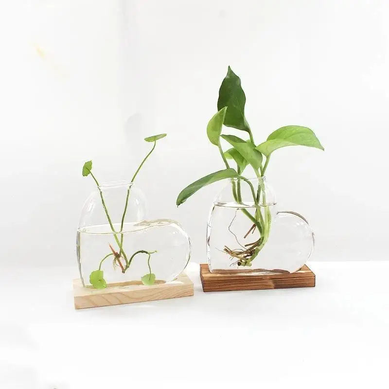 Transparent Hydroponic Glass Vase Wooden Stand Decorative Love Shaped Vase Minimalist Plant Propagation Station Living Room