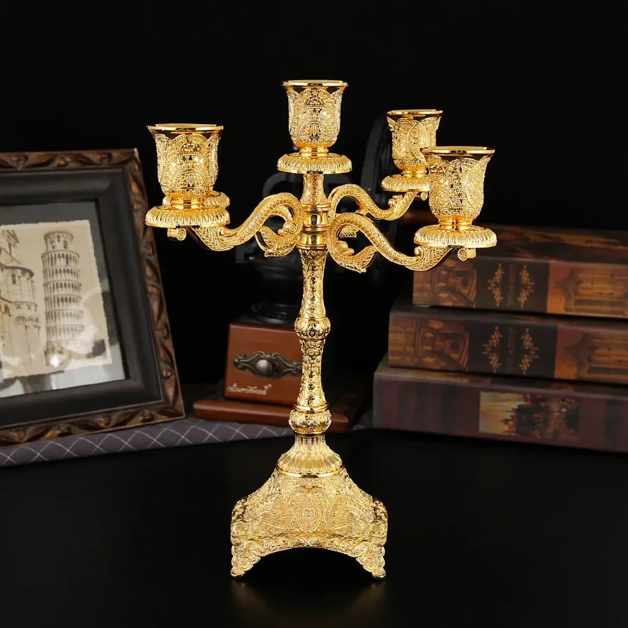European Style Wedding Candleholder Decorative Vintage Five-Headed Candlestick Holder for Home Restaurant Party Decoration