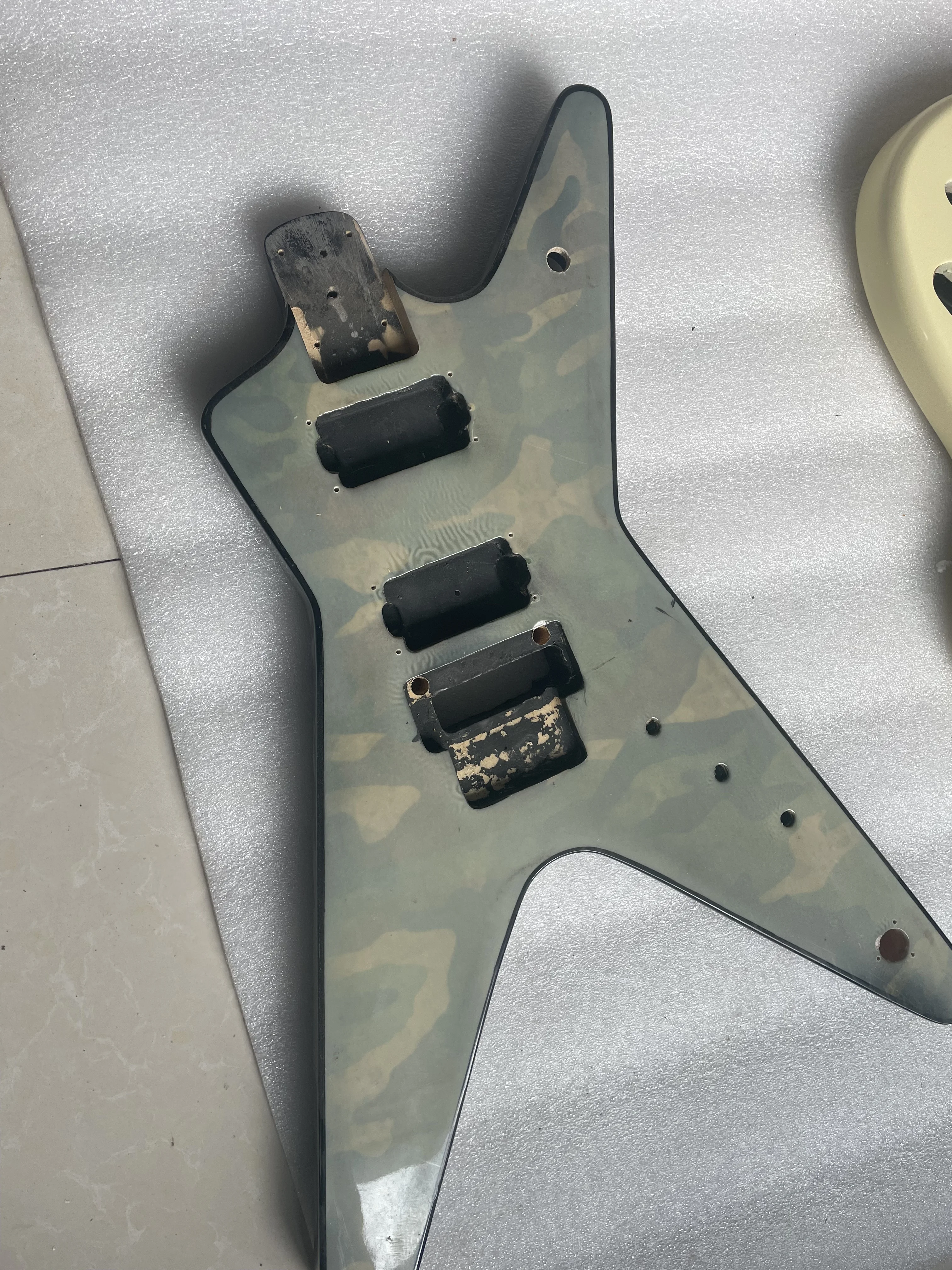 Stock Defective Electric Guitar Body Floyd Rose Style Finished camouflage Special Shape Semi-finished Guitarra Kit Part