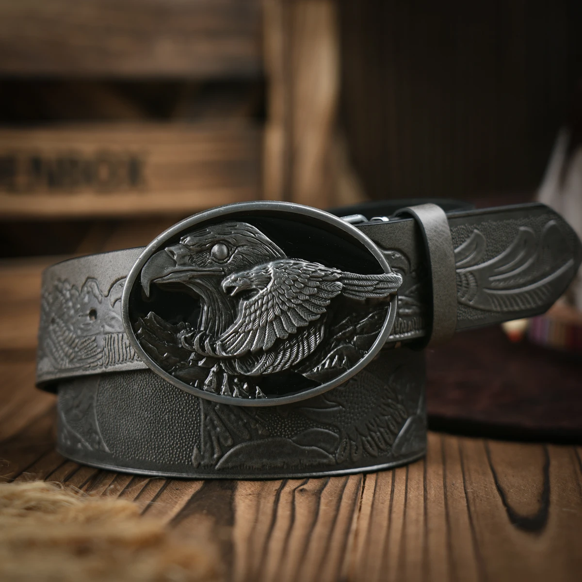 Ein lässiger, individueller Retro-Gürtel, Kleidungsaccessoire im Western-Stil, Metallschnalle, PU-Gürtel, geeignet für Männer und Frauen. – Detail 7