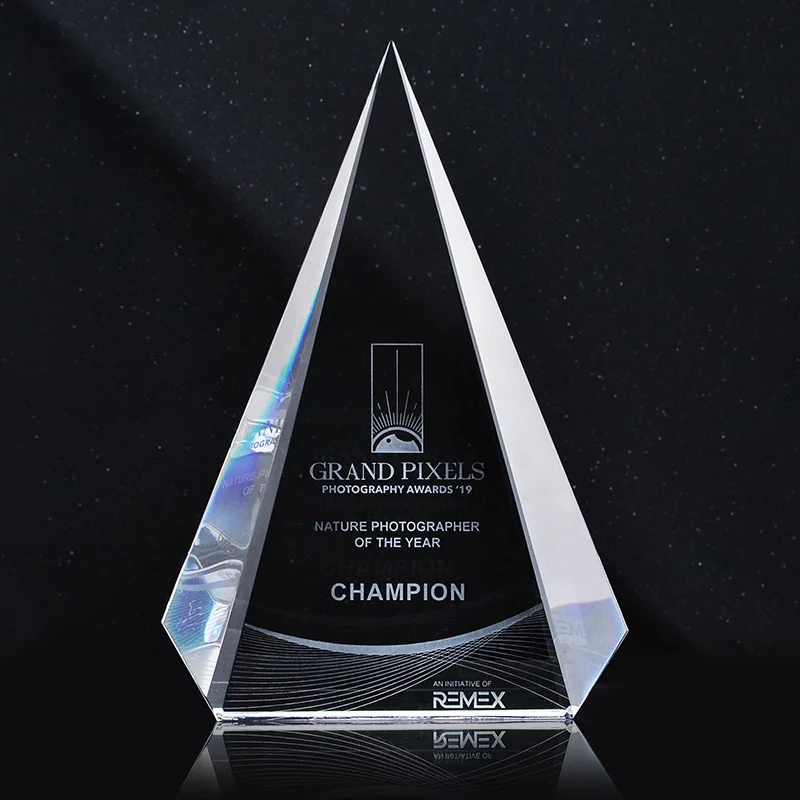 Customized Transparent Triangle Shaped Iceberg Crystal Trophy, Excellent Staff Annual Meeting Awards, Home Decoration Medal, 1Pc