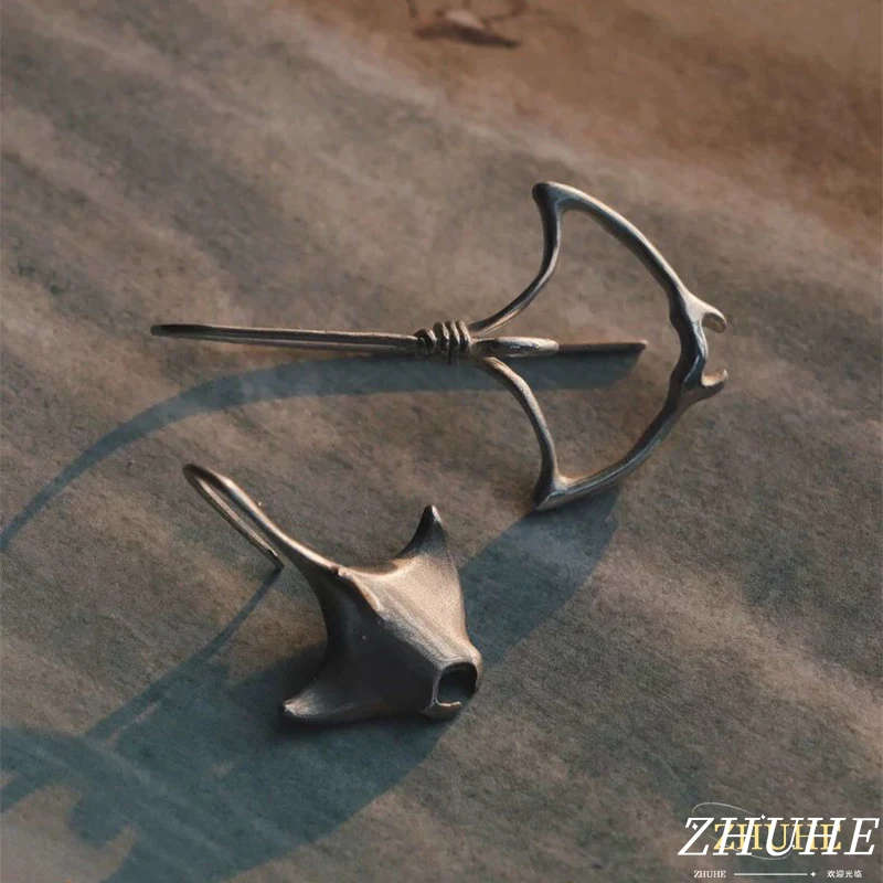 

The Ocean Series Dynamic Manta Ray Earrings With A Retro Style Are Jewelry Accessories For Both Men And Women