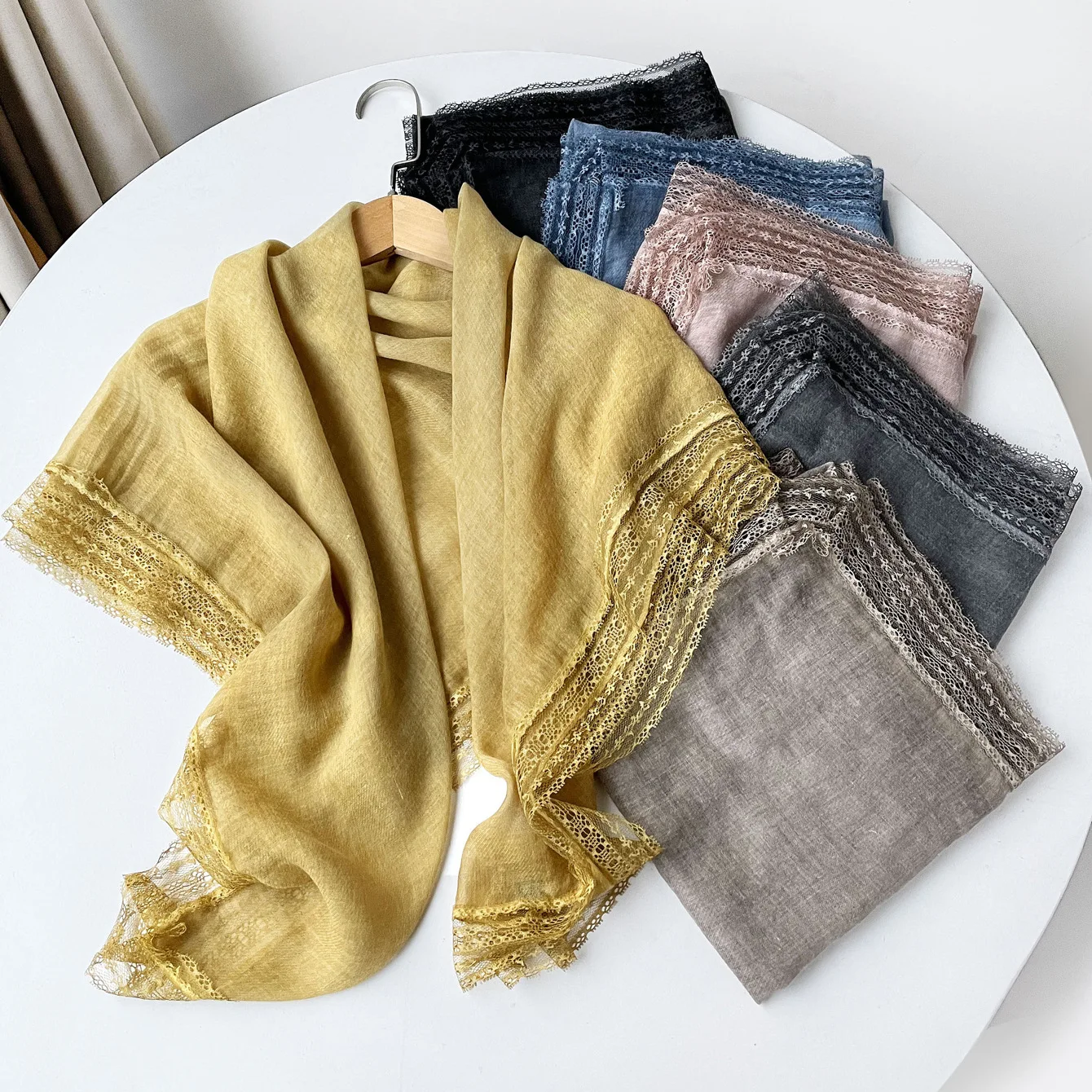 

Luxury Solid Square Scarf Hijab Turban Shawl Neckerchief Headscarf Bandana Ribbon Foulards Femme Accesories Female Hair Bands