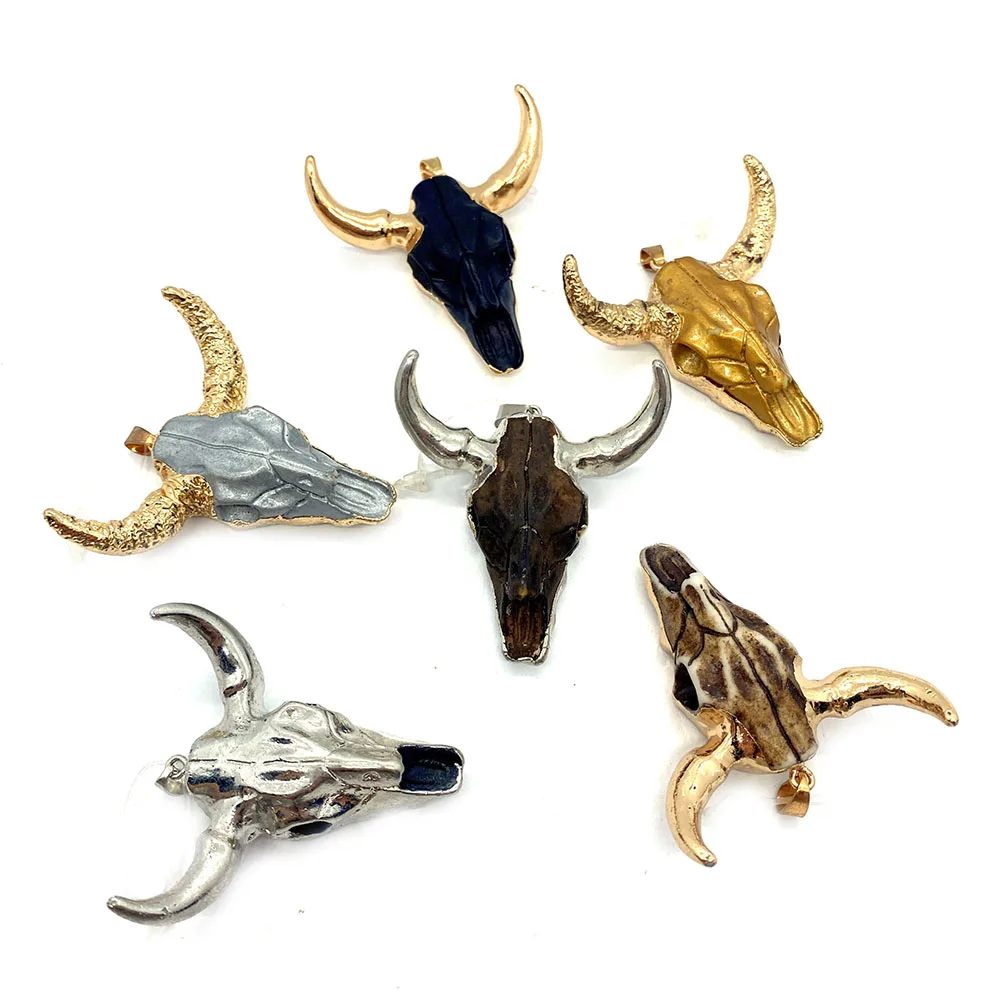 Fashion Resin Retro Ethnic Bull Skull Ox Bone Pendant Acrylic Pendant Color Suitable for DIY Jewelry Making Necklace 45x46mm