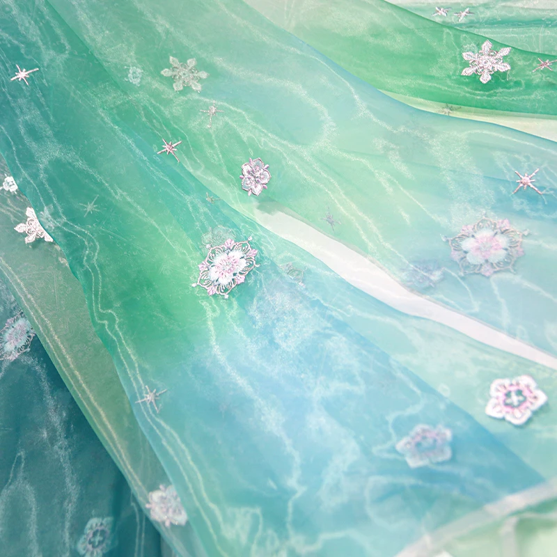 

1m Hanfu Ancient Style Snowflake Embroidered Fabric DIY Sewing Skirt Children's Clothing Ladies Cheongsam Clothing Fabric