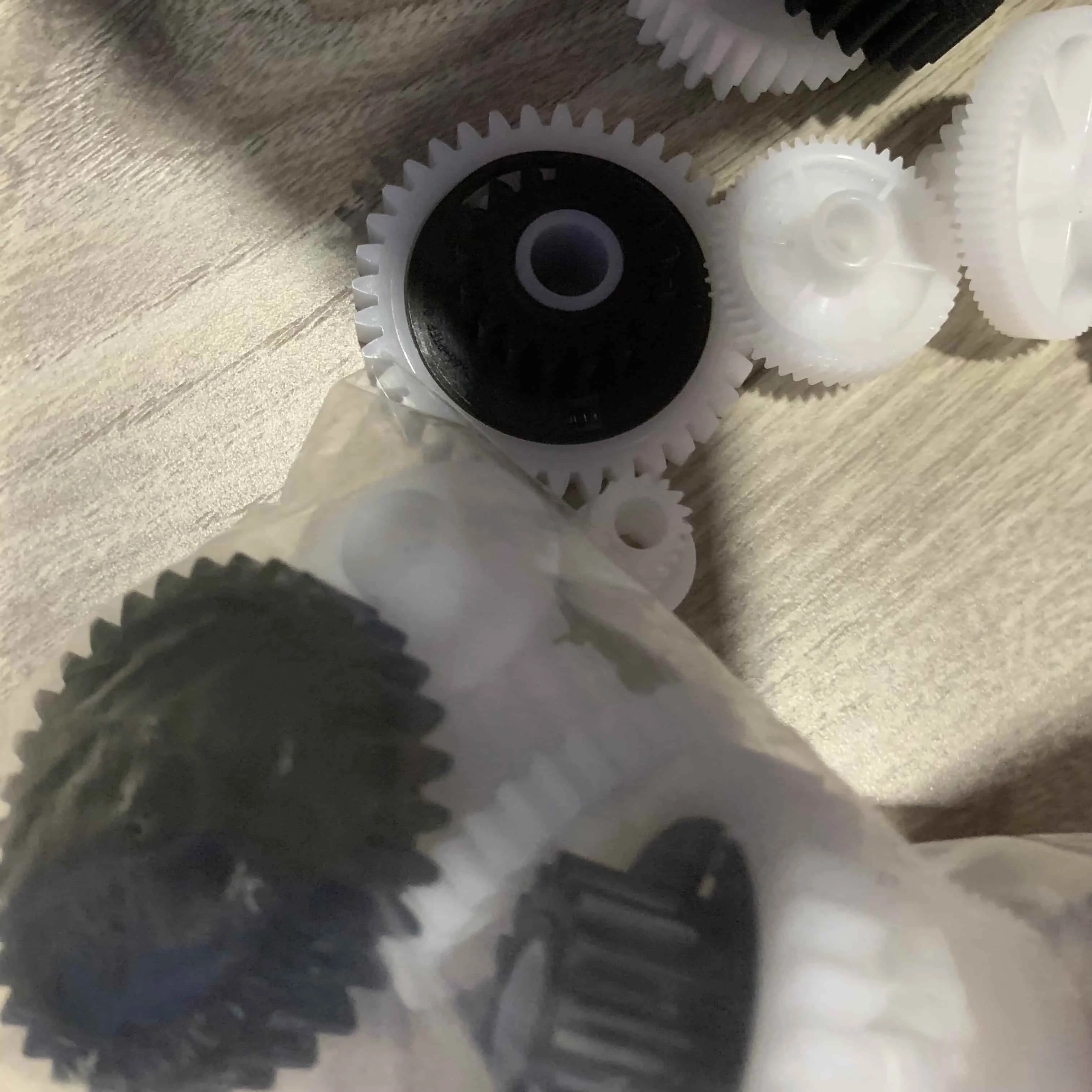 

10X RU5-0628 RU5-0634 RU5-0635 RU5-0637 RU5-0638 RU5-0655 Поворотная шестерня привода фьюзера для HP LaserJet M712 M725 M5025 M5035 712 725