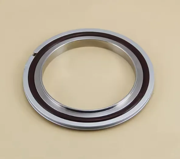 ISO63 ISO80 ISO100 ISO160 ISO200 ISO250 تركيبات أنابيب مكنسة من الفولاذ المقاوم للصدأ قوس مركزي مع المطاط الفلور O-حلقة 304 #2