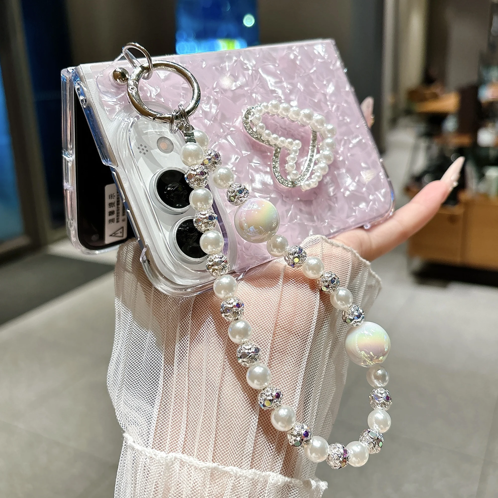 Fashion Shell Pattern Heart-shaped Pearl Strap Phone Case for iPhone Ultra 18 Fold Wide Shockproof Comfortable Grip Slim Cover view 3