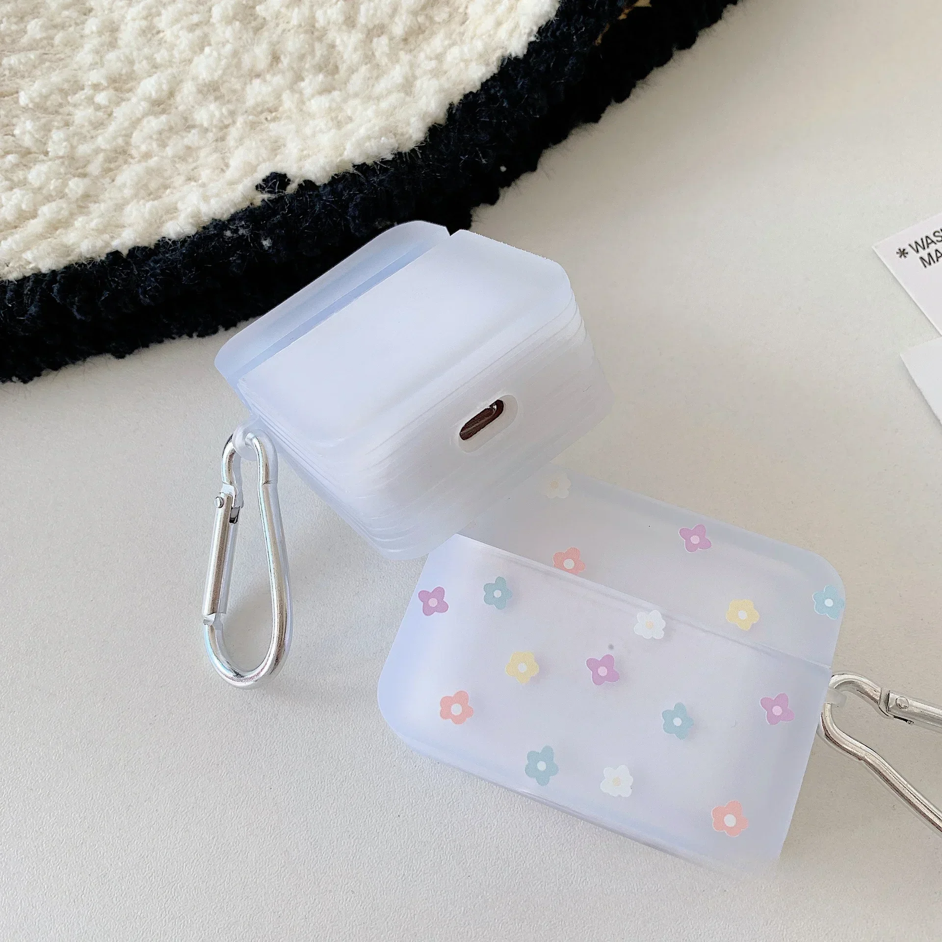 Cute Flower Earphone Case for AirPods Pro 2 Soft TPU Transparent Protective Sleeve with Keychian Plastic Organizer Box