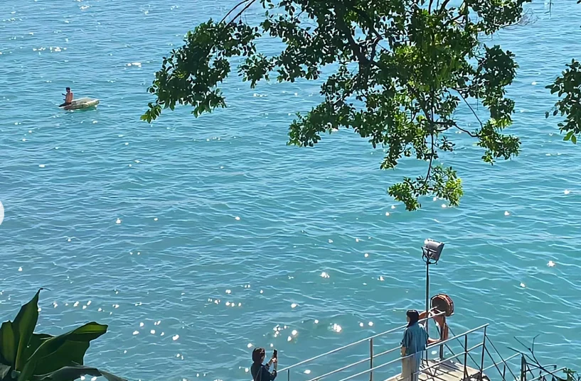 

Knitted The Naughty List Mittens Hidden Middle Finger Winter Soft Warm Gloves Outdoor Activities Thermal Mittens for Ski Cycling