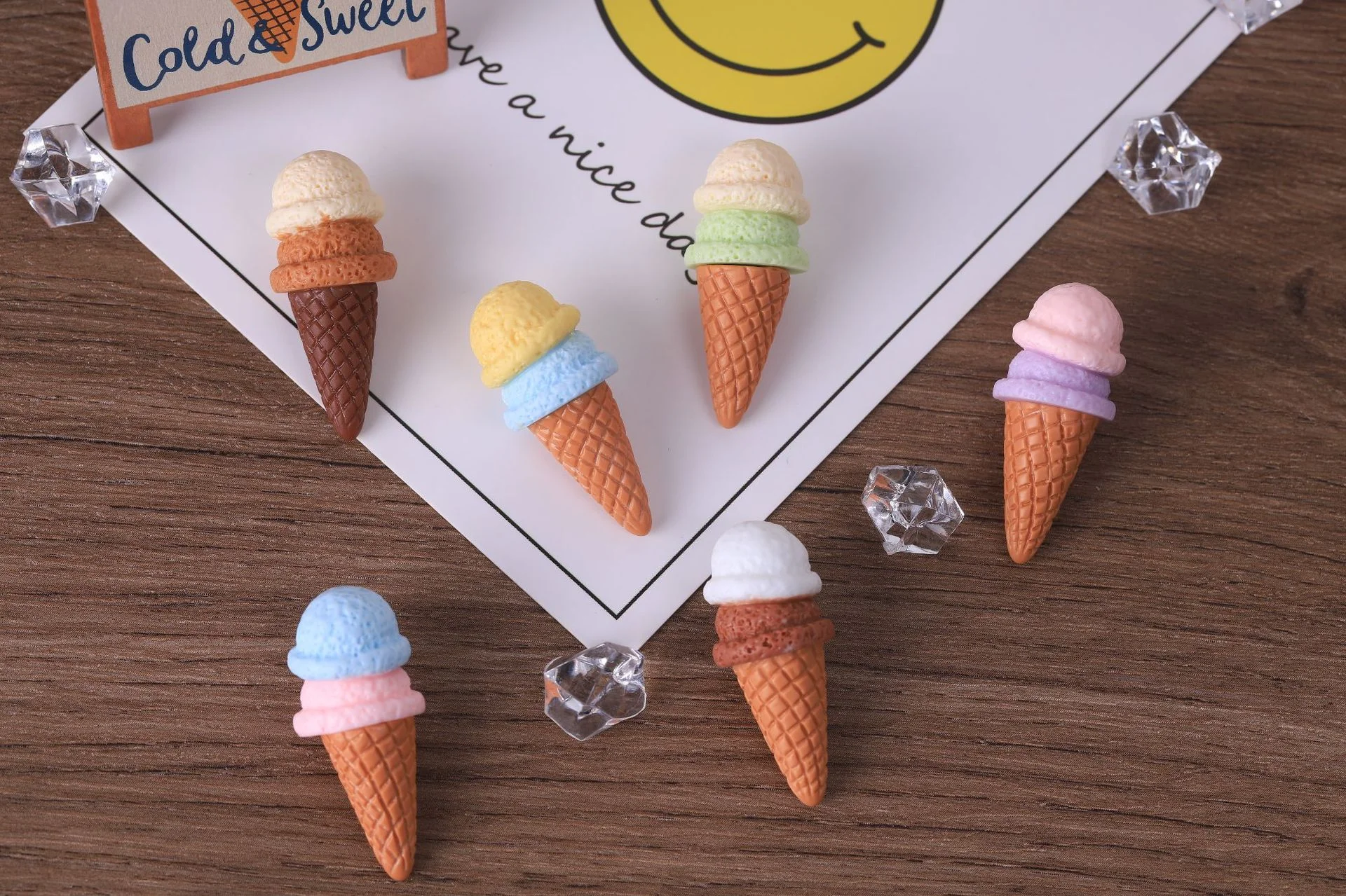 10 Stück Niedliche Doppelschichtige Dreidimensionale Eiswaffel DIY Simulations-Lebensmittel-Spielzeug Harz-Ornament – Detail 2