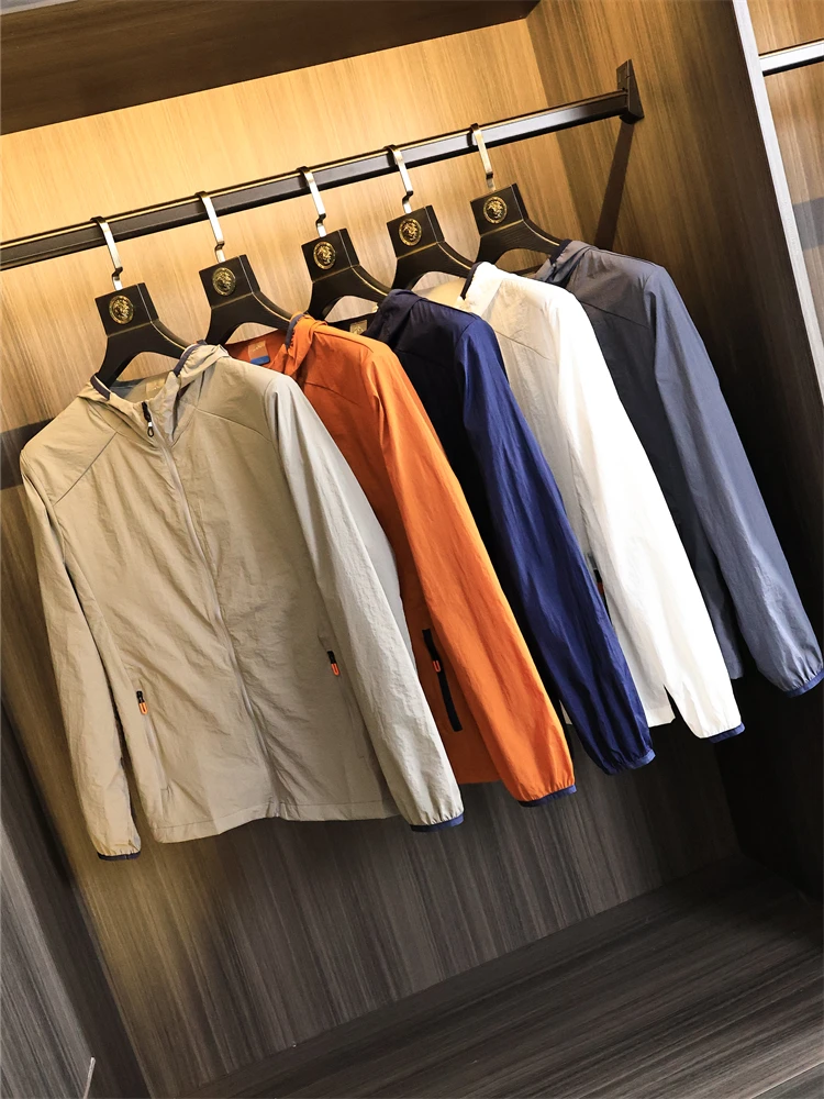 

Серия для скалолазания на открытом воздухе, мужская летняя тонкая однотонная солнцезащитная куртка с капюшоном Jaet Faionable, повседневное длинное пальто све