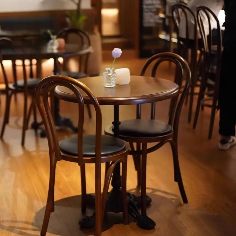 

Скандинавский дизайнерский обеденный стул из цельного дерева из ротанга, кафе B & B, интернет-магазин знаменитостей, ресторанный стол и стулья, стулья