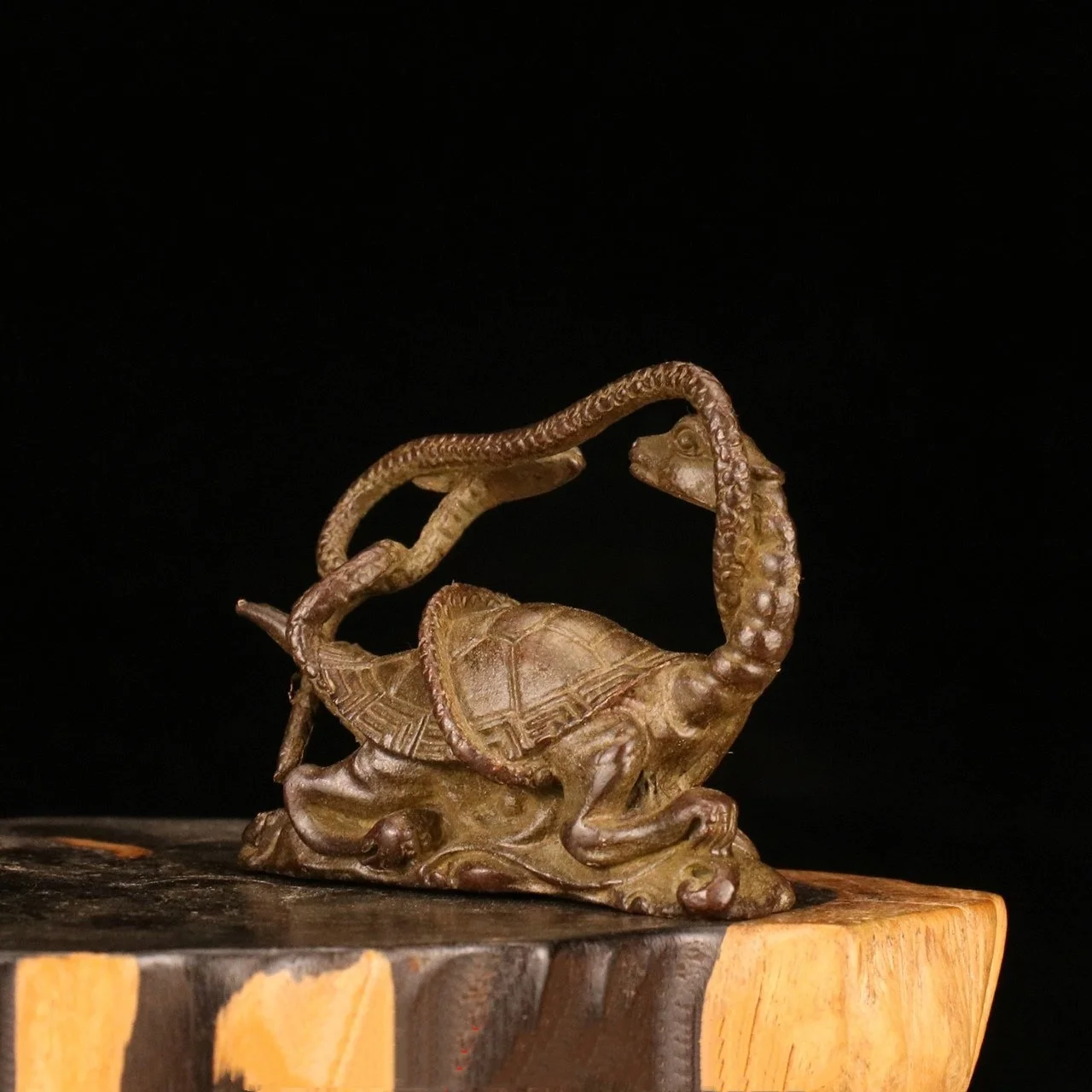 Fine Chinese Antique Bronze Exquisite Xuanwu Ornamental Statue decoration craft