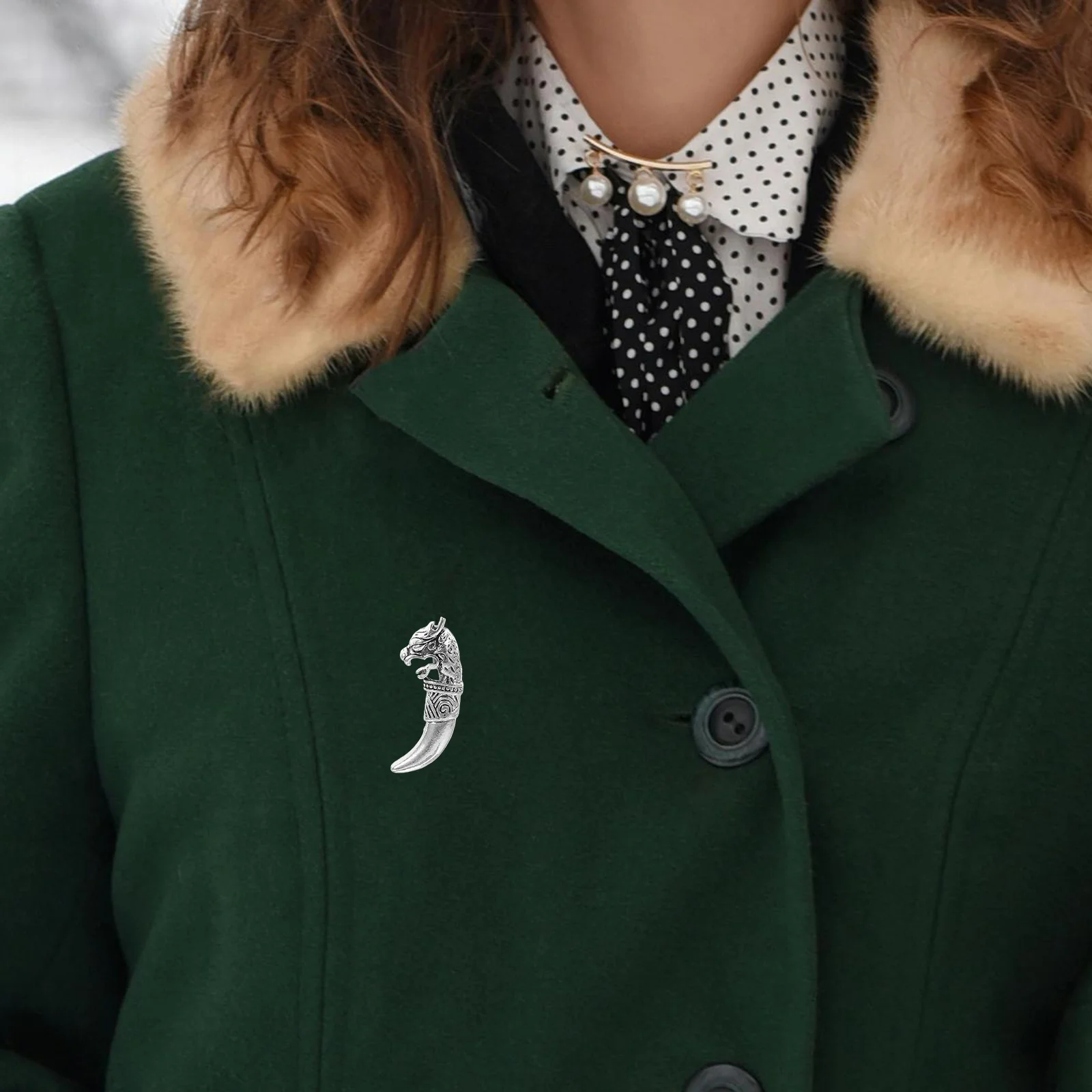 فريد الذئب رئيس بروش دبوس معدني ريترو ستايل التلبيب دبوس ل الدعاوى الملابس والاكسسوارات النساء الرجال الزخرفية بروش معدني دبابيس