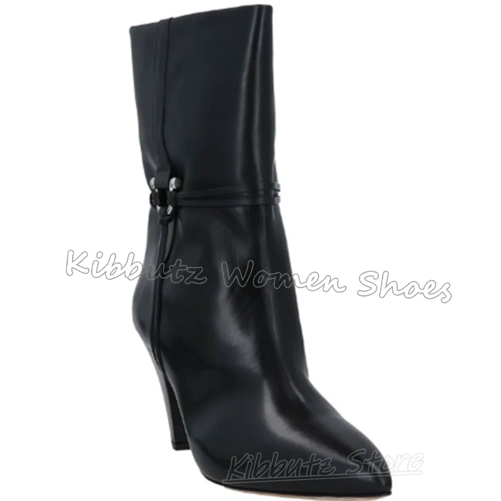 รองเท้าบูทส้นเตี้ยแบบมีสายรัดข้อเท้า ดีไซน์ทันสมัย ประดับหัวเข็มขัด แฟชั่นแปลกใหม่ เซ็กซี่ หัวแหลม รองเท้าผู้หญิง หนังกลับแบบสวม ตกแต่งโลหะ