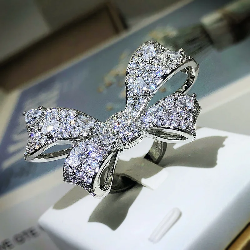 2022 New Fashion Big Bow White Zircon Ring Ladies 925 Stamp Wedding Party Anniversary Jewelry Gift