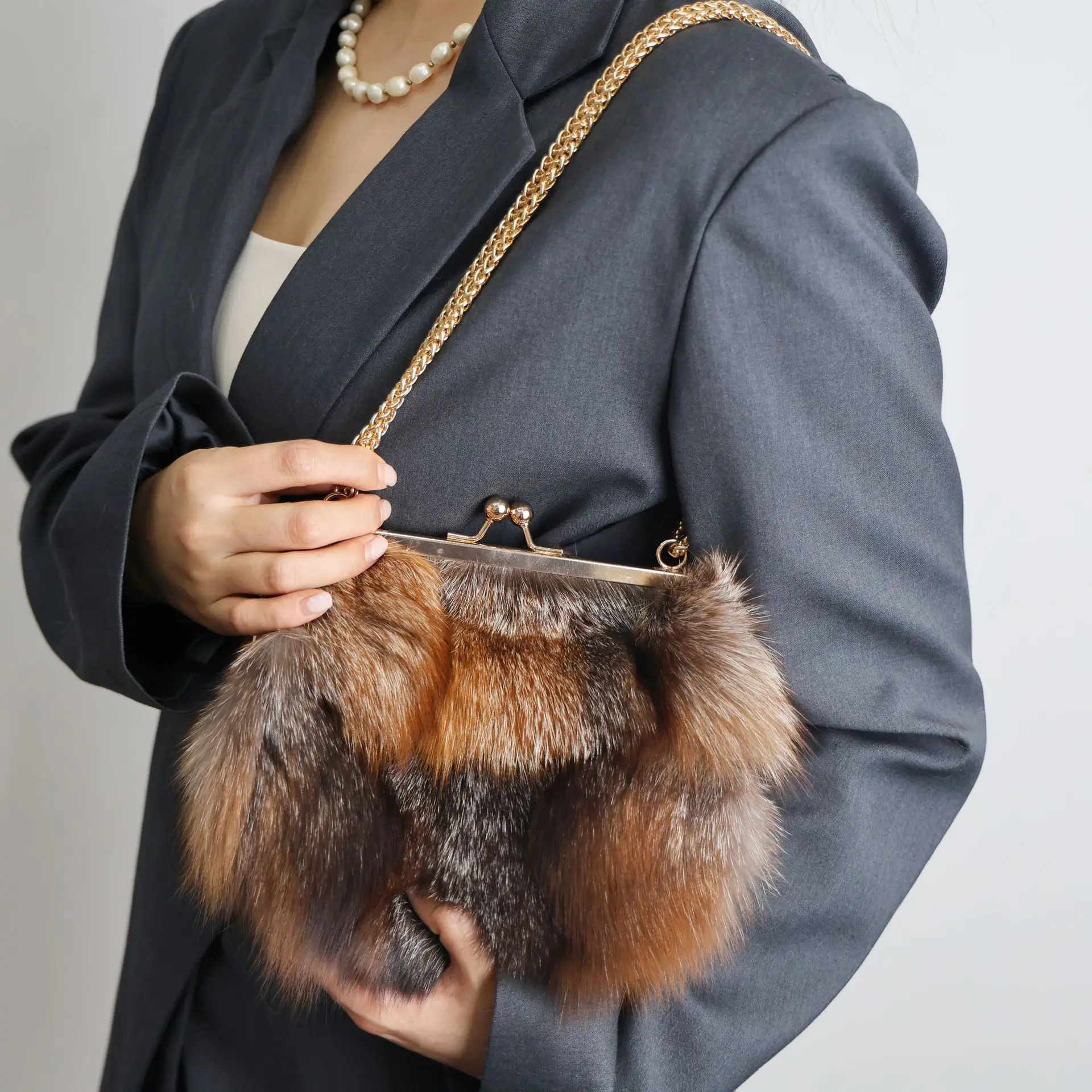 2026 New Fox Hair Cloud Underarm Bag Splicing Fashion Chain Clip Bag Women's  Faux Fur Shoulder Bag