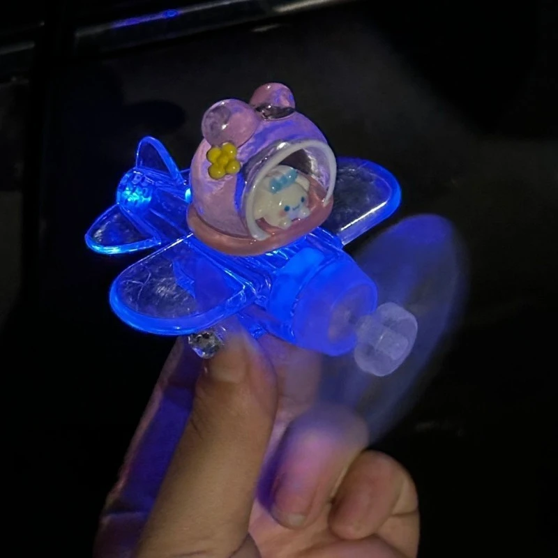 Motorrad & Auto Elektrische LED Bunte Lichter Drehbare Flugzeug Wind-Powered Flugzeug Dekor Auto Motorrad Fahrräder Fahrrad Dekor