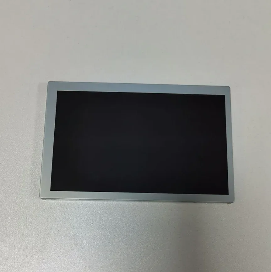 

Замена 7-дюймового ЖК-экрана LQ070Y3LW01