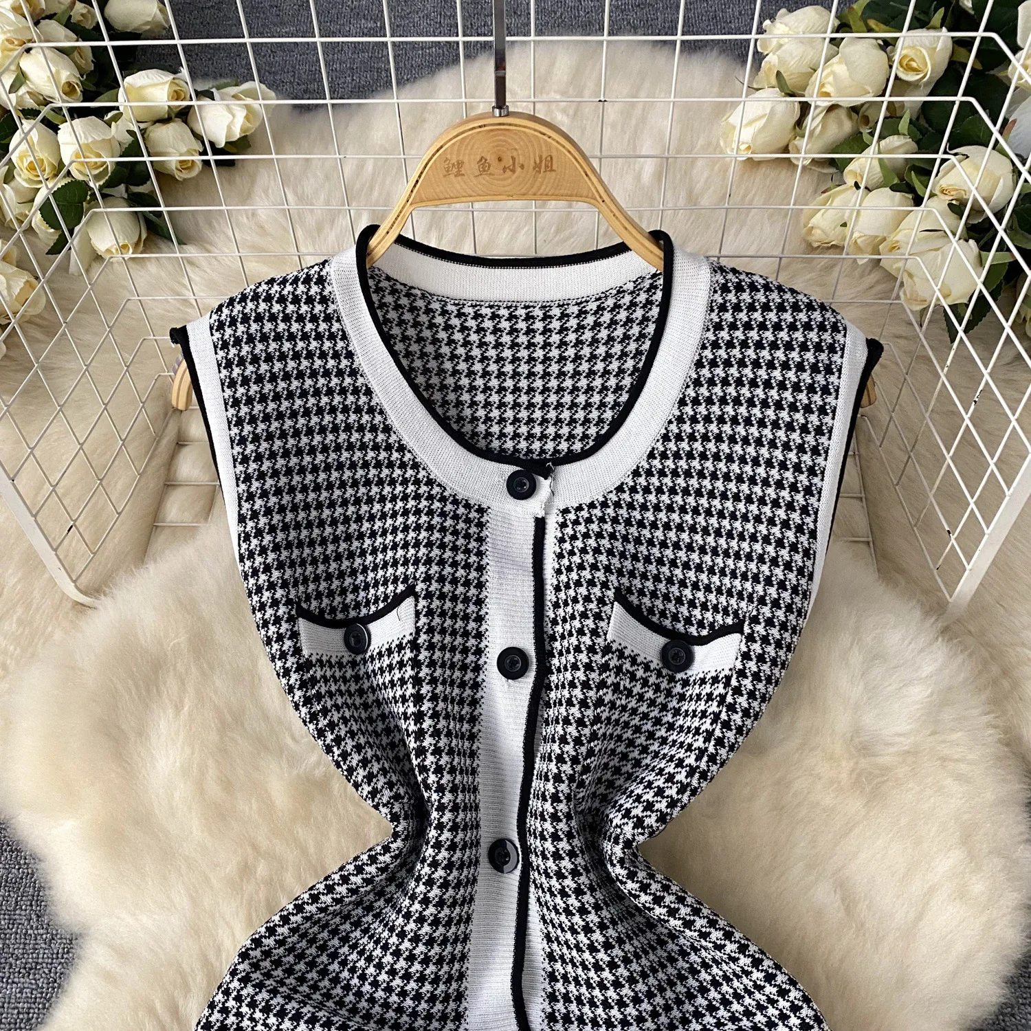 Mini-jurk dames gebreide jurken vestidos streetwear geruite bodycon mouwloze enkele rij knopen elegante y2k hoge taille party club